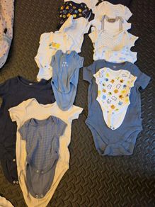 Baby boy clothes 0-36months mix, now 97 pieces of clothing, one pair of wellies. Baby weight from 2.5kg onward up to 3years /90cm height.