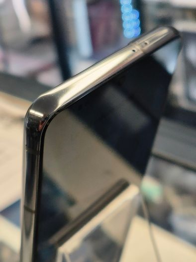 Samsung Galaxy S21 5G 128GB Dual Sim Unlocked to All Networks, Dark Grey Excellent Condition