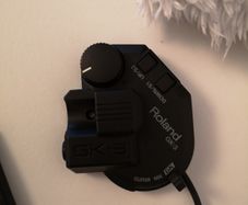 Roland GK-3