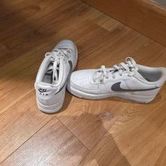 Nike Runners Size 6