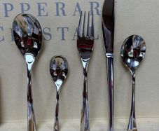 Tipperary 72- piece cutlery set