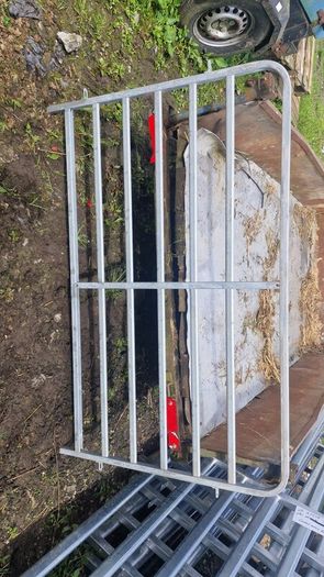 calf gates 8 4fts 4 five ft 4 x8 ft light gates and 8 ft hevey calf gates x8 price in pictures