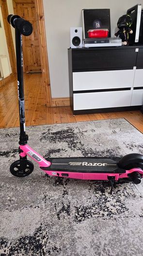 Kids electric scooter