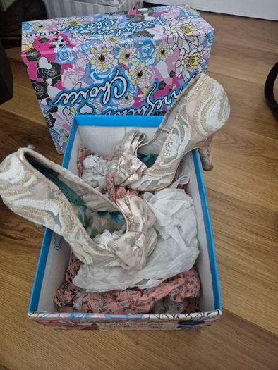 irregular choice   39/6