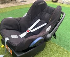 Maxi Cosi car seat & isofix