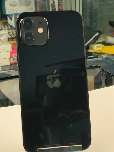 Apple iPhone 12 64GB Factory Unlocked Black (Original Battery: 100%)