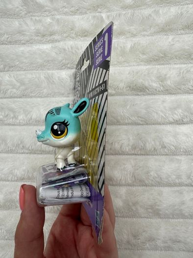 Hasbro Littlest Pet Shop 1-51 Sapphire Rhinostar Rhino Dirty Please see pictures