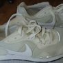 Nike Trainers UK 7 Ex condition 15 euro Image 2