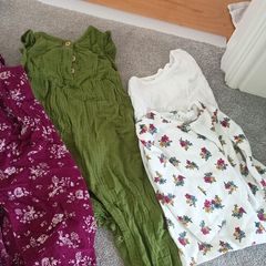 Assorted baby clothes