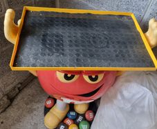 M&m statue