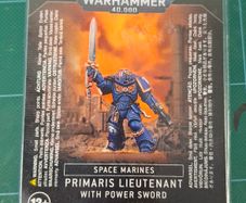 Warhammer 40k Primaris Lieutenant with Power Sword