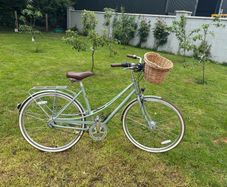 Electra Loft Ladies Step Thru Bike
