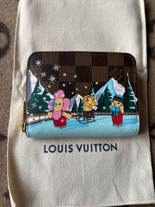 Louis Vuitton Christmas animation zippy coin purse