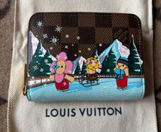 Louis Vuitton Christmas animation zippy coin purse