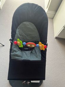 baby Bjorn Bouncer (with Toy)