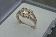 Lovely Heart-shaped Sterling 925 Silver Ring with clear Stones