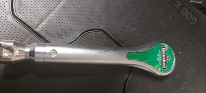 heineken long handle new old stock,,great advertising, see pictures for condition,good condition,,price includes post to anywhere in Ireland thank you,if buyer collects cheaper,its just handle,.used condition,few scratches marks see pictures, overall nice