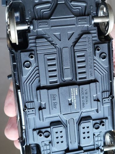 De Lorean die-cast metal model