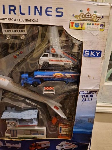 British Airlines Toy set boxed
