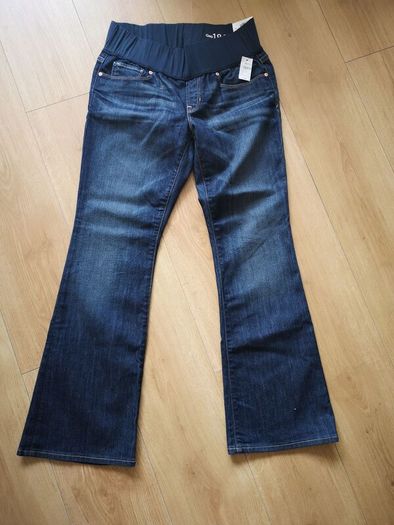 GAP Maternity jeans S/M brand new with tags