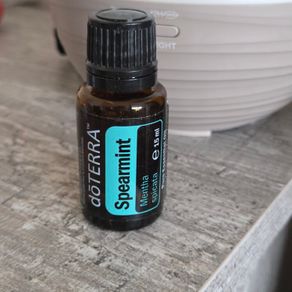 DOTERRA Spearmint Essential Oil 15 ml Brand new and unopened. 100% pure therapeutic grade essential oil, known for its sweet, refreshing minty aroma, focus-boosting qualities, and uplifting diffusion.
