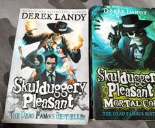 Skullduggery Pleasant books x Derek Landy