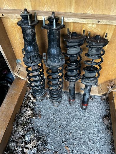 Lexus Is200/300 Standard Shocks/Springs
