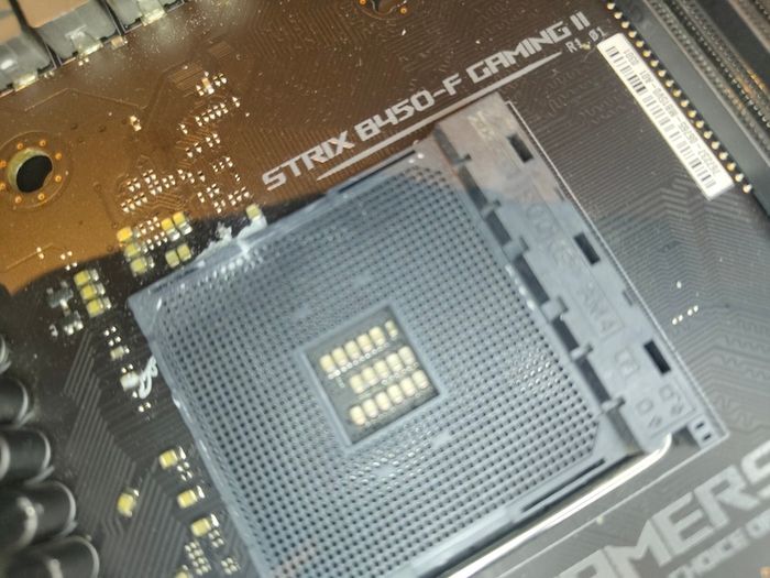 ASUS ROG Strix B450 f Gaming 2 Motherboard