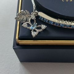 Ladies bracelet