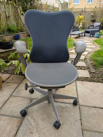 ergonomic office chair