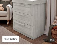 Mamas and Papas Atlas chest of drawers / changing unit