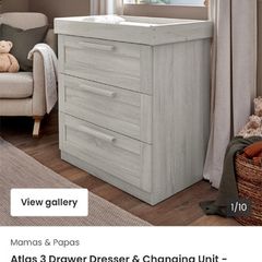 Mamas and Papas Atlas chest of drawers / changing unit