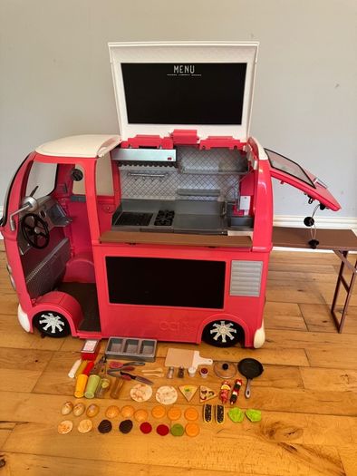 Food truck - our generation doll