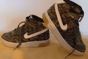 Air force 1 Trainers ((Kids Size 30))