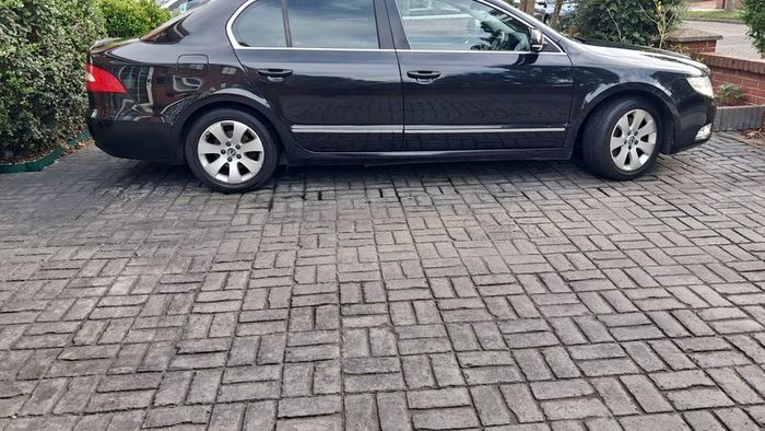 Skoda Superb 2013 1.6 greenline AMBGL NCT