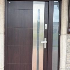 Entrance door