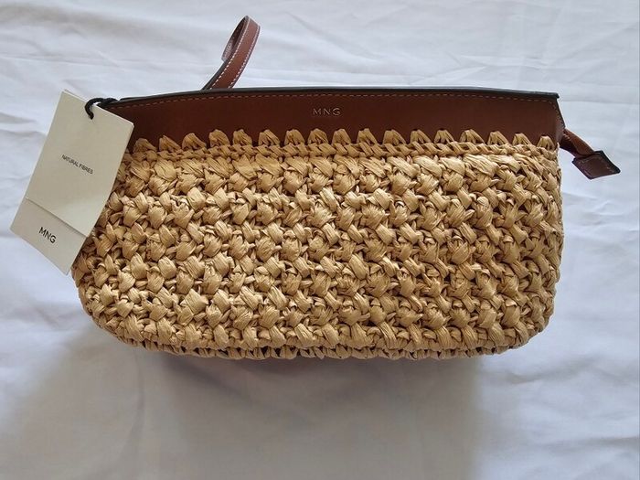Mango Straw Woven Clutch Bag