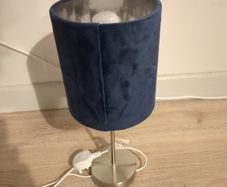 Table lamp