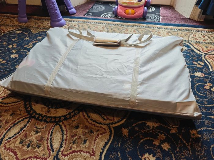Tutti Bambini CoZee Lite Bedside Crib