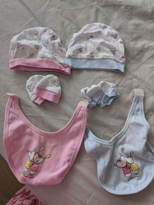 Newborn Baby Cap, bibs and mittens