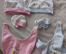 Newborn Baby Cap, bibs and mittens