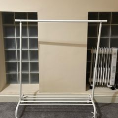 Clothes rack