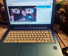 HP Stream, Model 13-co55sa, Intel Celeron CPU N2840, 2.16GHz, 2GB Ram, 32GB EMC Flash, Windows 10, Microsoft Edge, Chrome and VLC