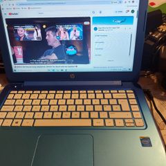 HP Stream, Model 13-co55sa, Intel Celeron CPU N2840, 2.16GHz, 2GB Ram, 32GB EMC Flash, Windows 10, Microsoft Edge, Chrome and VLC