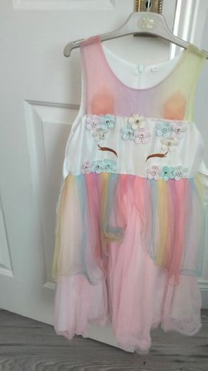 Girls clothes