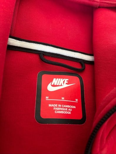 Nike tech hoodie red