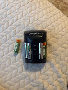 Energizer Battery Charger + Rechargeable Batteries