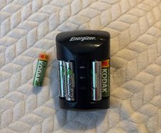 Energizer Battery Charger + Rechargeable Batteries