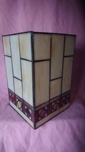 Staindglass lampshade