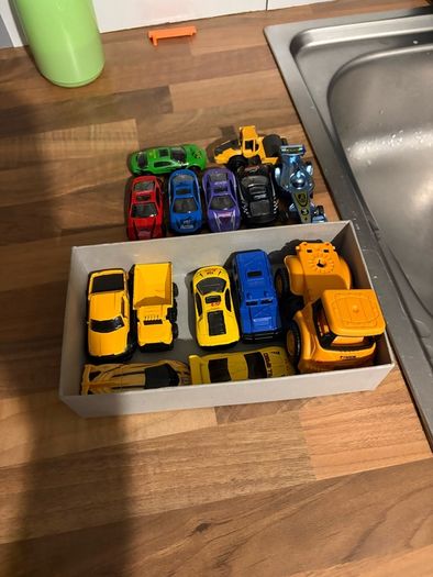 toy cars